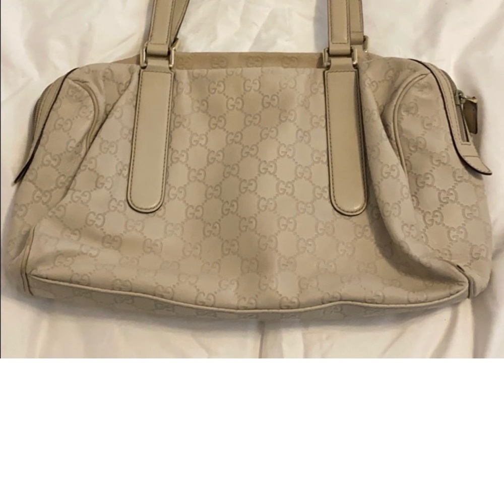 Gucci Cream Shoulder Bag